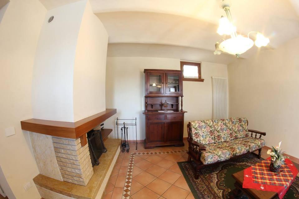 Residence Il Vigneto Lari Exteriér fotografie