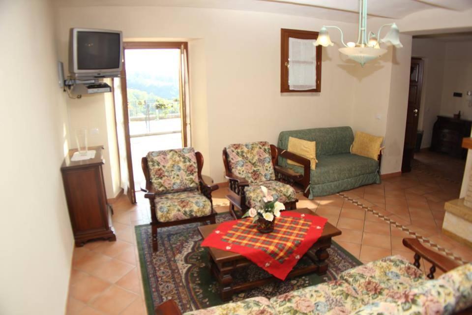Residence Il Vigneto Lari Exteriér fotografie